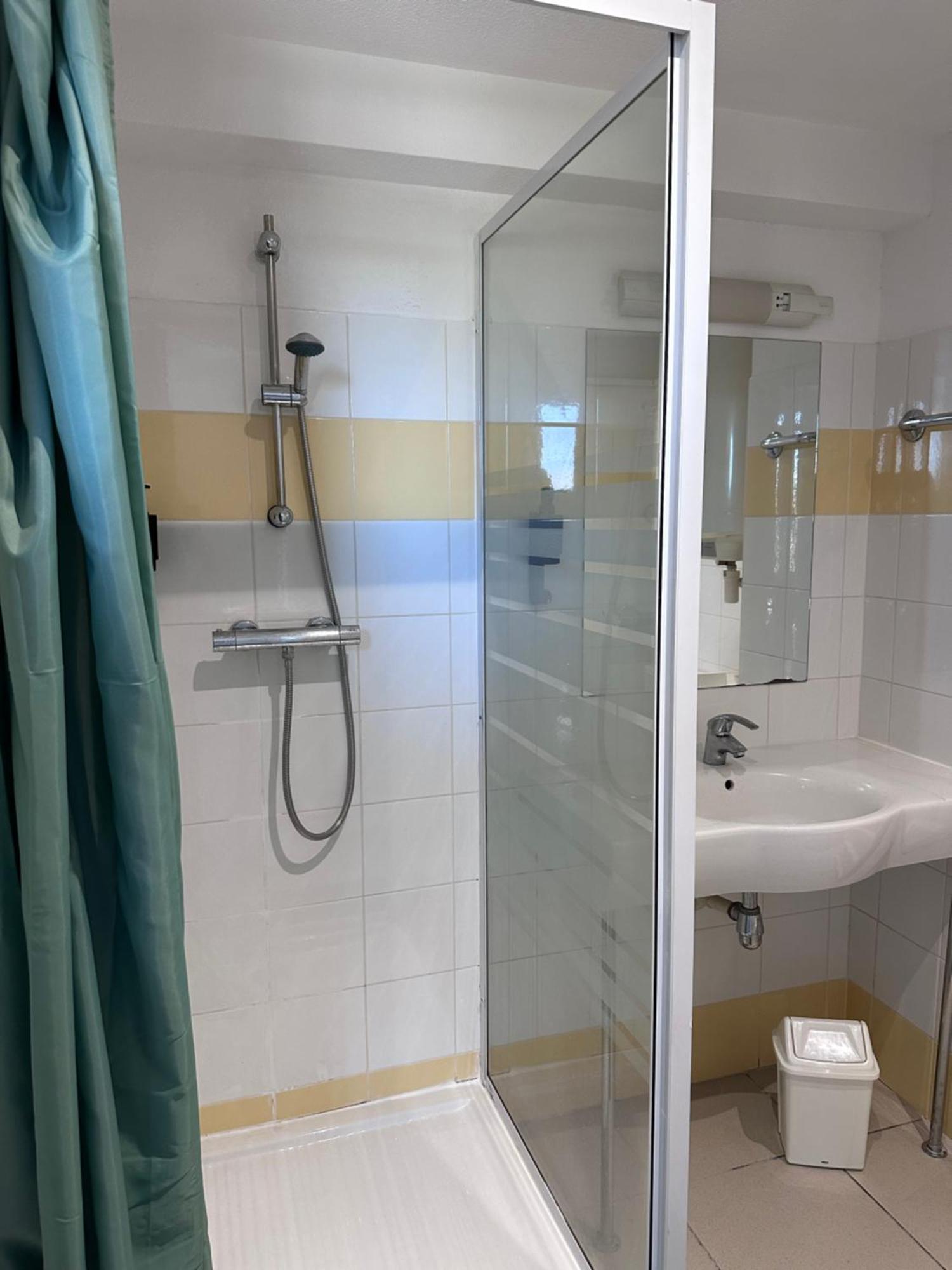 אקס-אן-פרובאנס Le Clos D'Aix Studio 106 Parking Et Piscine Gratuite מראה חיצוני תמונה